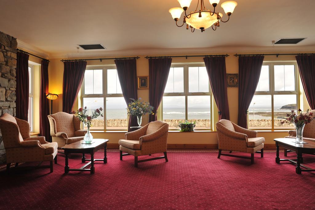 Fitzgeralds Hotel Bundoran Exterior photo